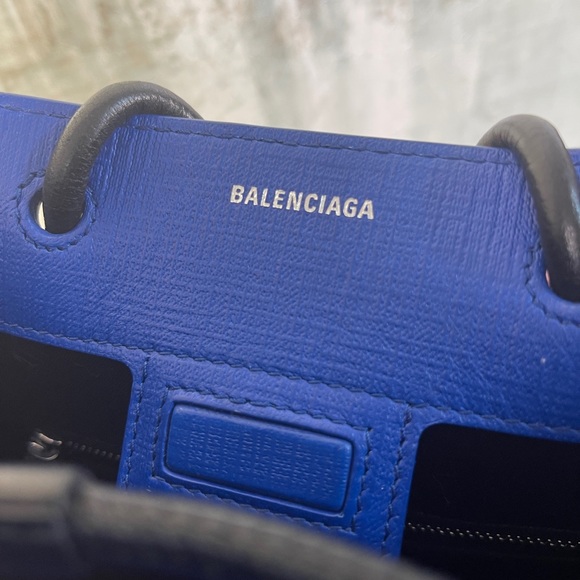 💙BALENCIAGA NORTH SOUTH SHOPPING SMALL BAG💙 - Picture 12 of 14